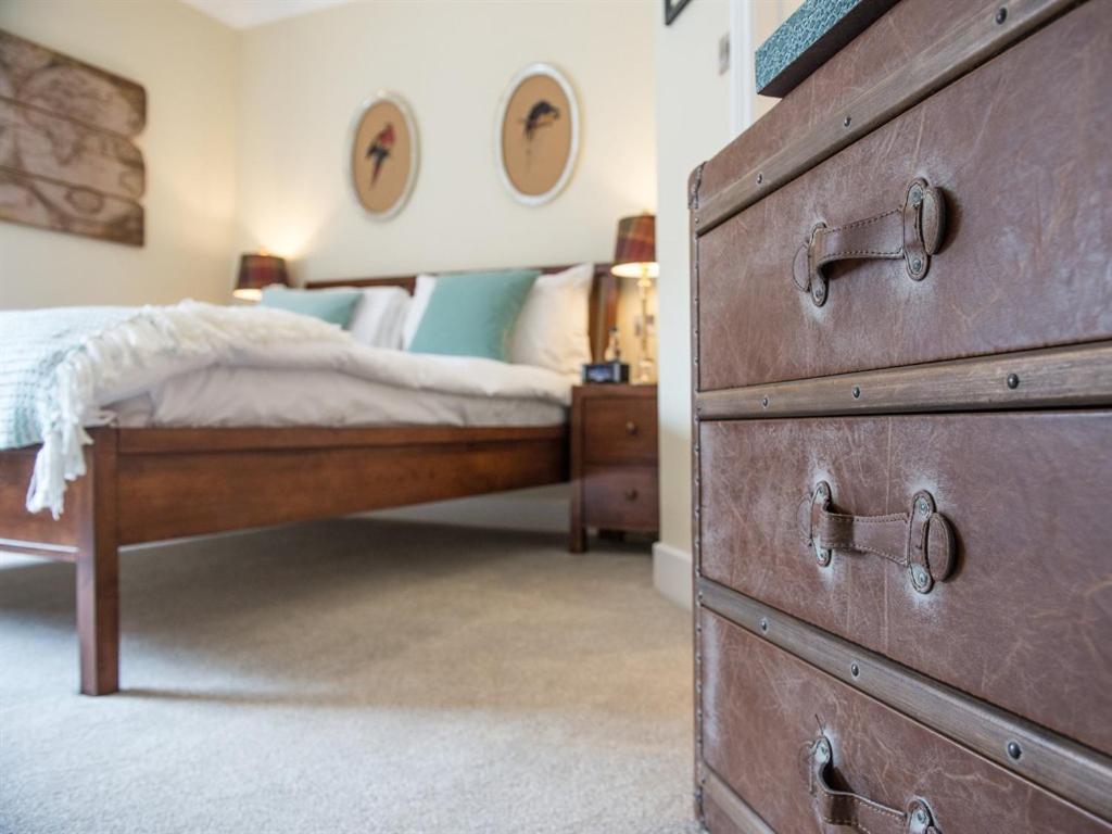 Bed and Breakfast Darwin'S Townhouse Shrewsbury Habitación foto A bedroom at The Old Post Office