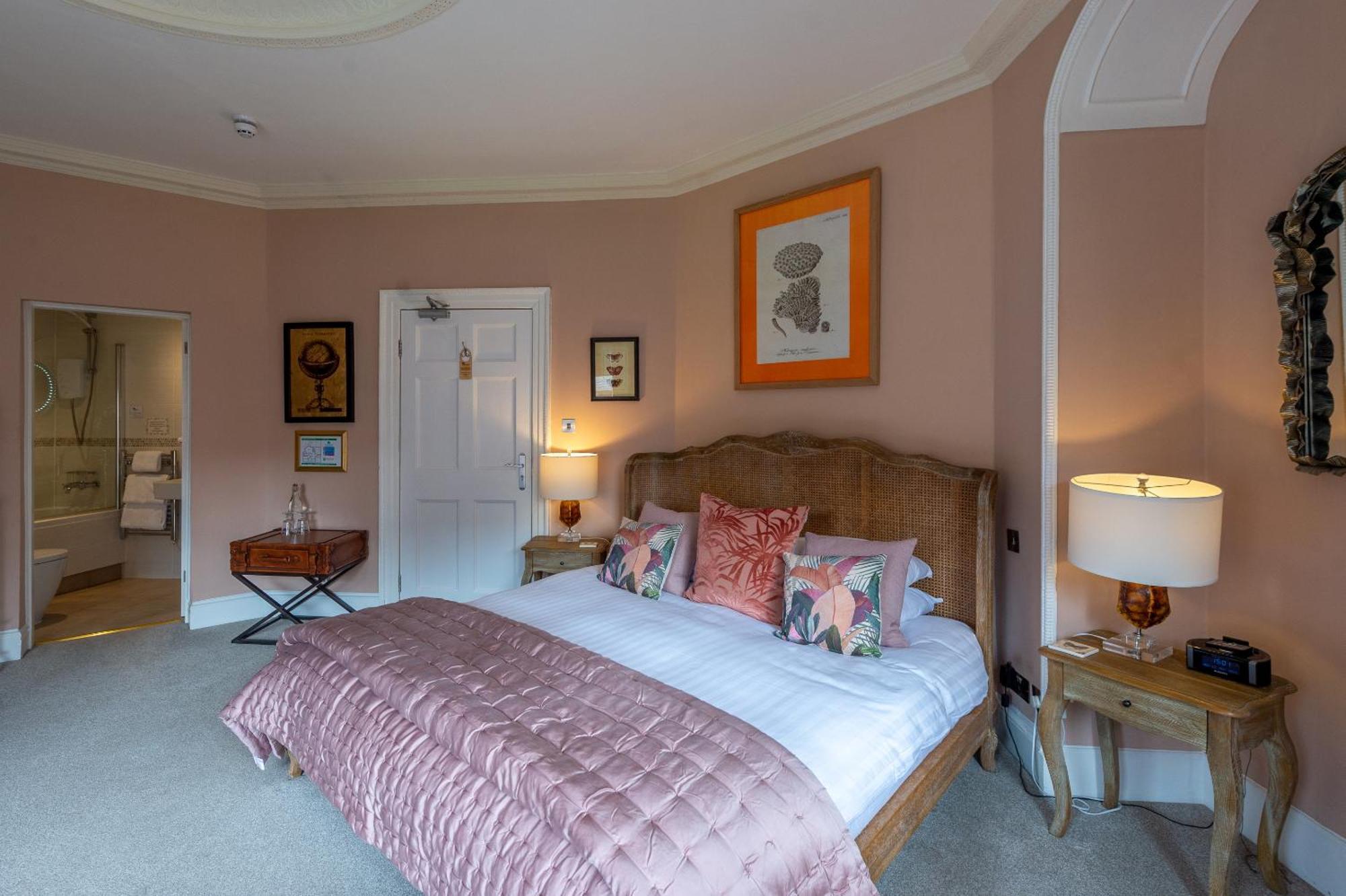 Bed and Breakfast Darwin'S Townhouse Shrewsbury Habitación foto A bedroom at the hotel
