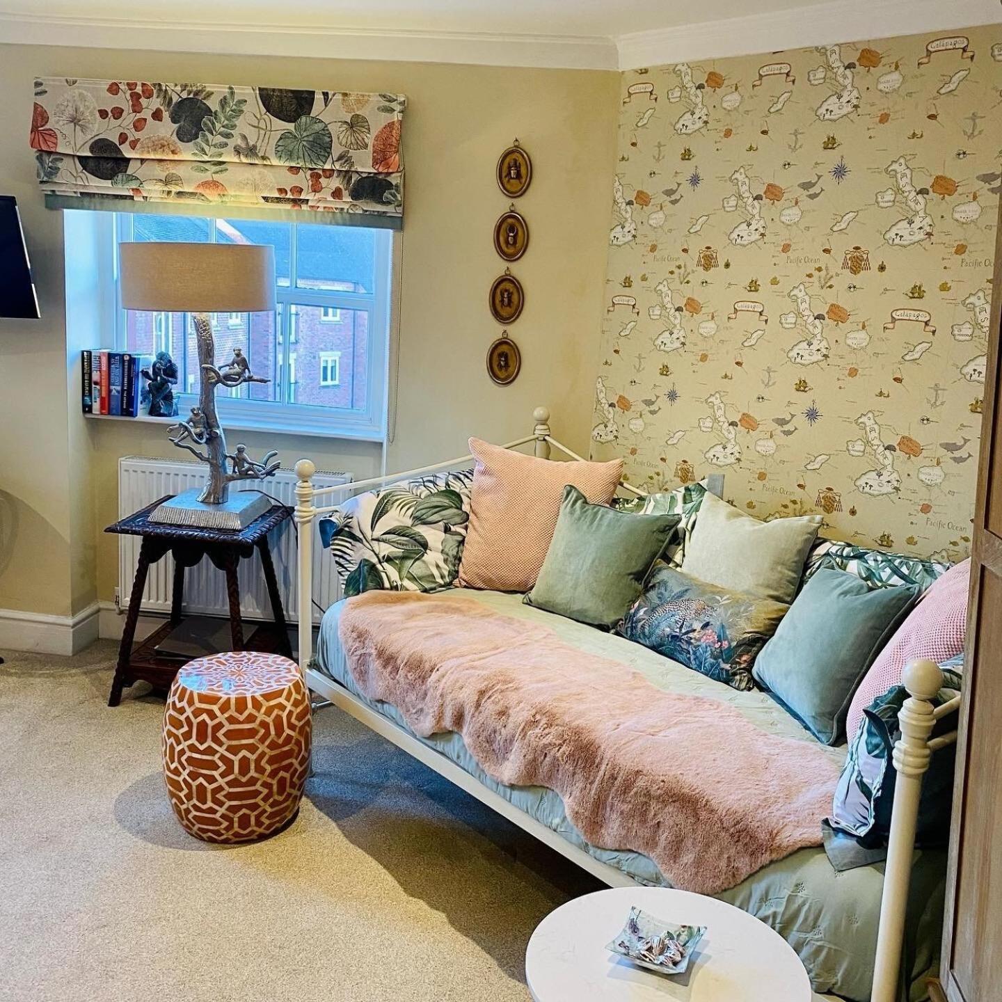 Bed and Breakfast Darwin'S Townhouse Shrewsbury Habitación foto A daybed